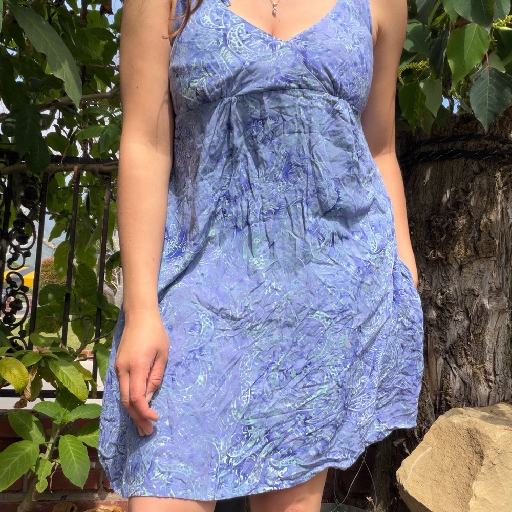 Blue Paisley V-Neck Summer Dress